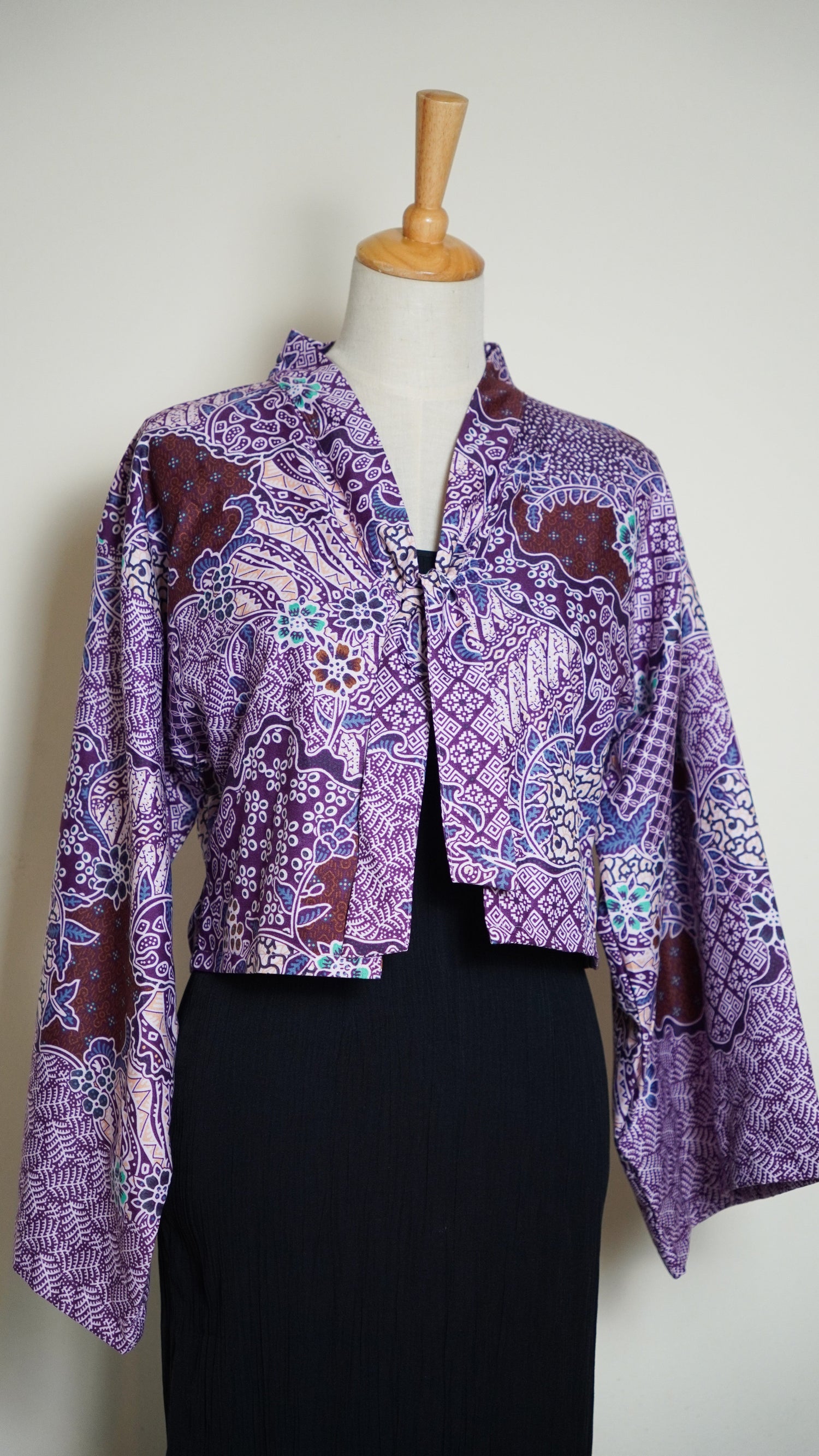 Aien Cardigan