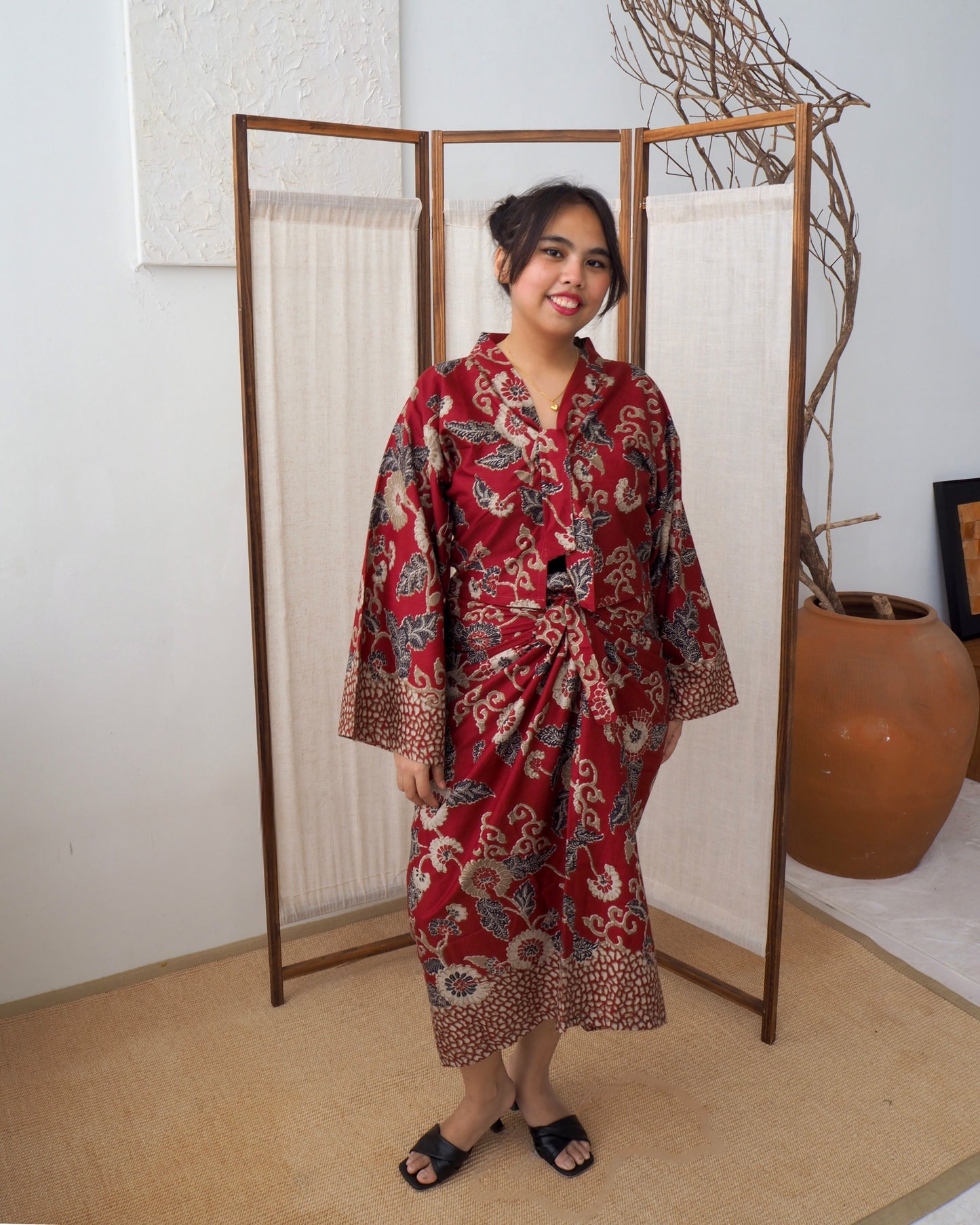 Aien Cardigan - Maroon Coin