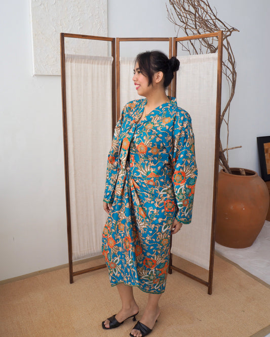 Pareo Skirt & Aien Cardigan - Moneybag Blue