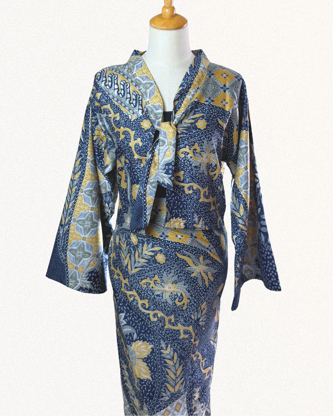 Pareo Skirt & Aien Cardigan - Sunny Side